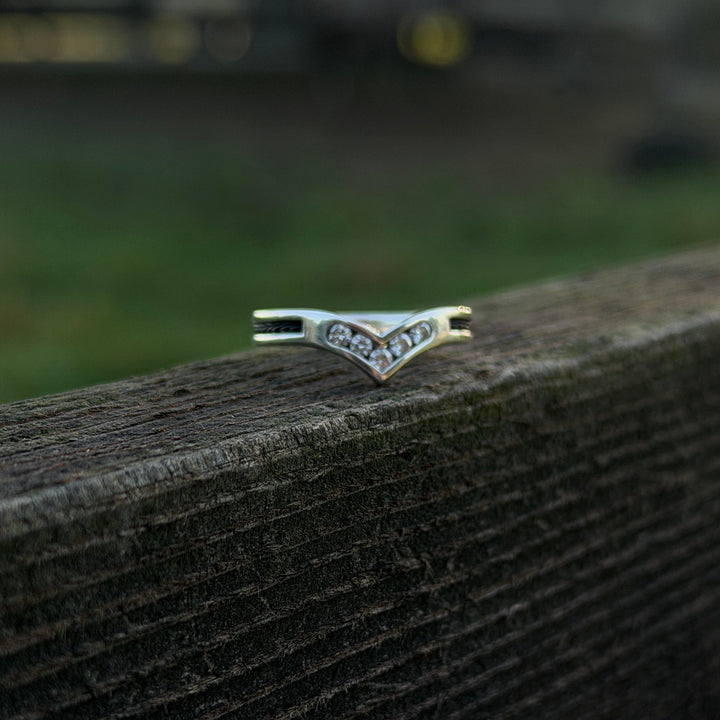 V Ring