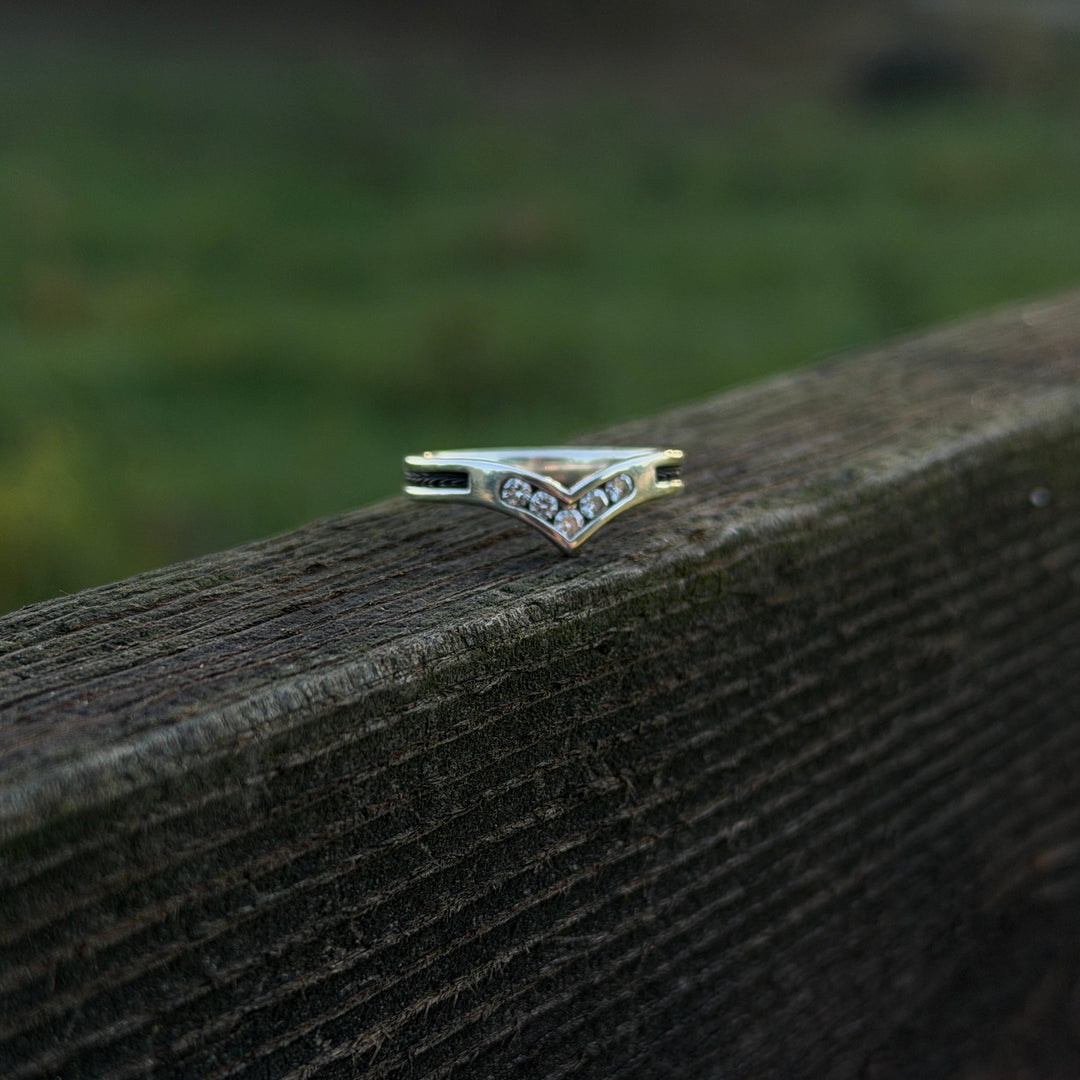 V Ring